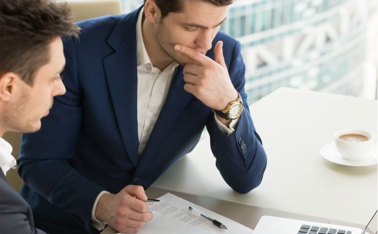 افراد برونگرا چگونه میتوانند در قالب یک تیم با افراد درونگرا همکاری کنند؟