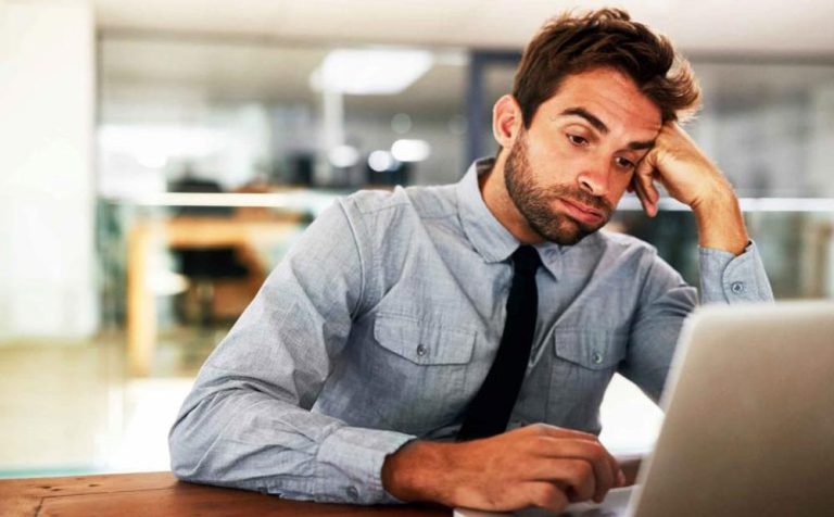 آیا در محل کار بیش از حد به خودتان سخت میگیرید؟